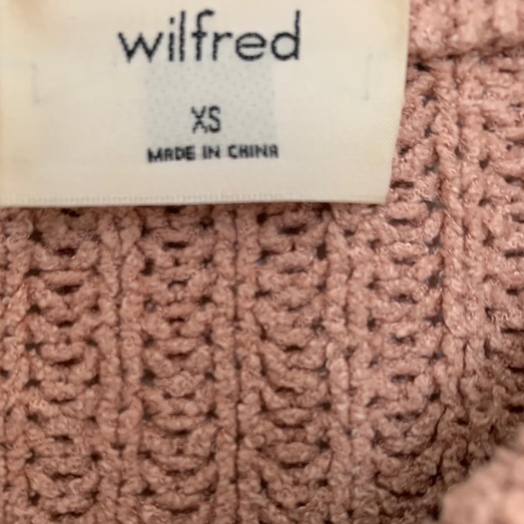 Gorgeous Aritzia Wilfred Sweater - WORN ONCE - Picture 3 of 5